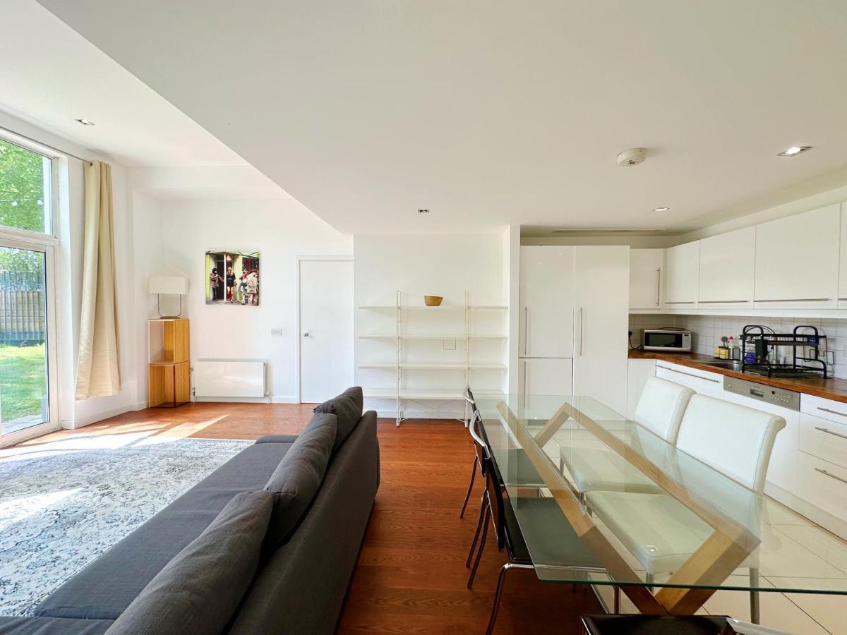 Portobello Dock Canalside Apartment London Exterior foto